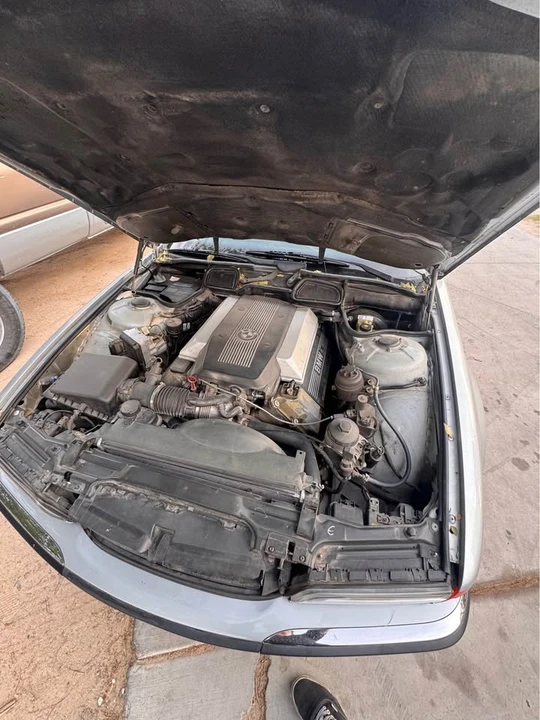 1998 BMW E38 7 Series - Image 6 of 6