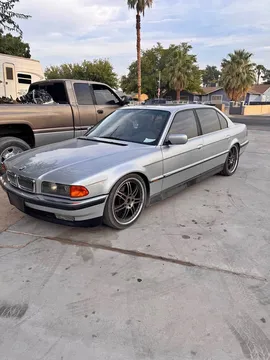 1998 BMW 7 Series 740iL Sedan 4D