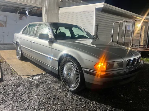 1998 BMW 7 Series 740iL Sedan 4D