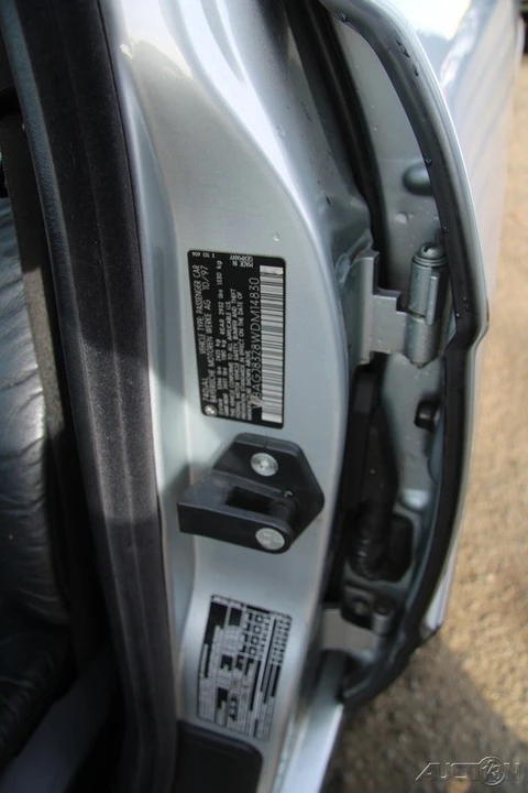 1998 BMW E38 7 Series - Image 11 of 21
