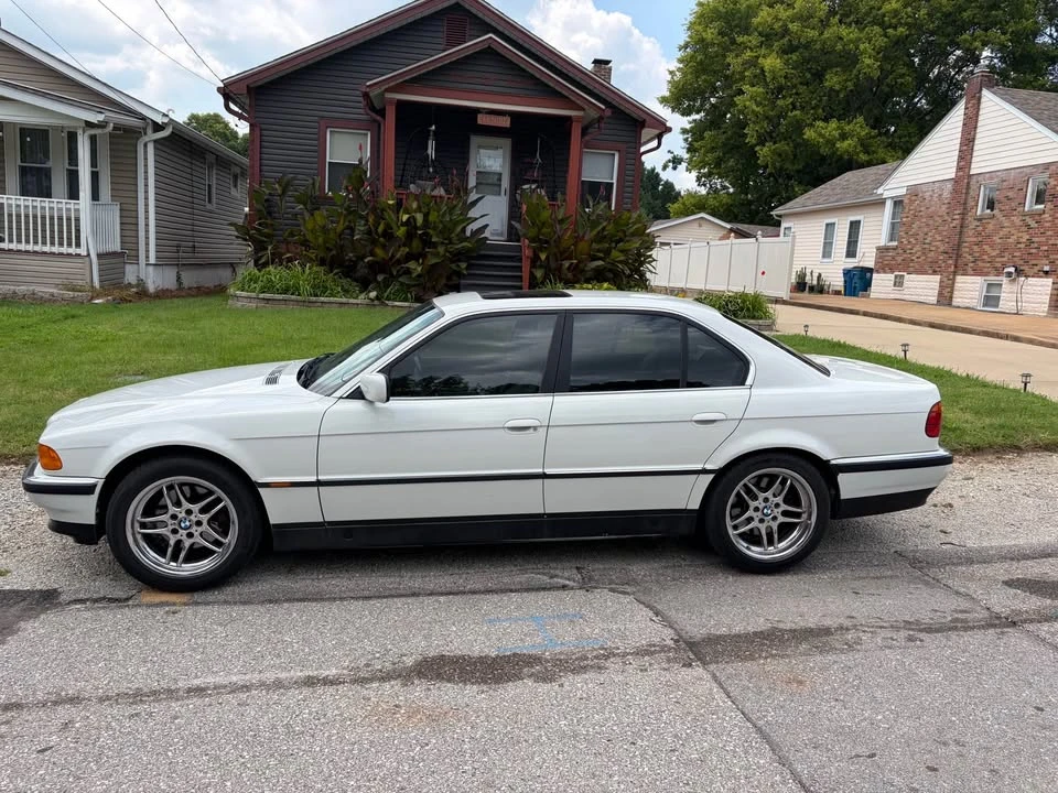 1998 BMW E38 7 Series - Image 2 of 10