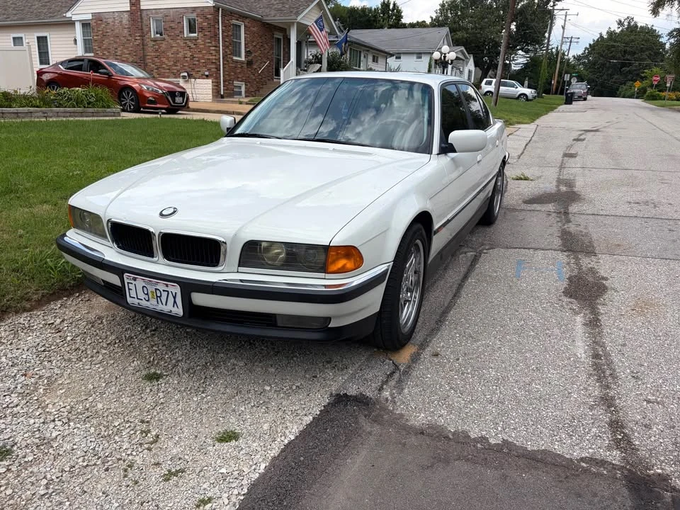 1998 BMW E38 7 Series - Image 4 of 10