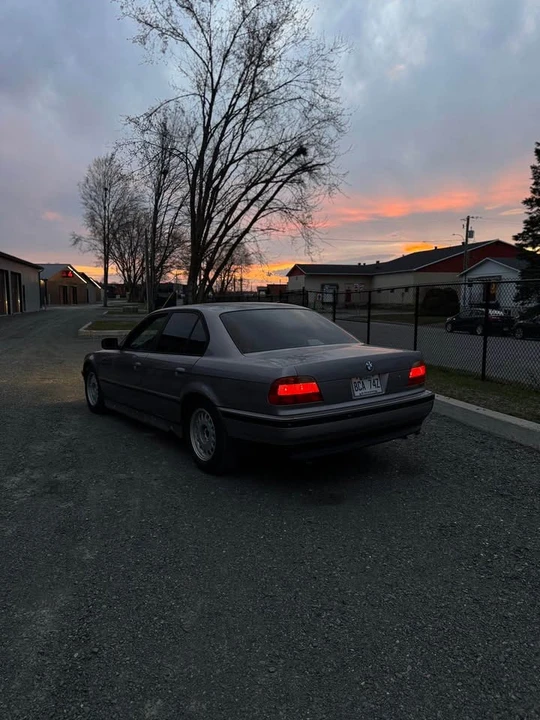 1998 BMW E38 7 Series - Image 12 of 13