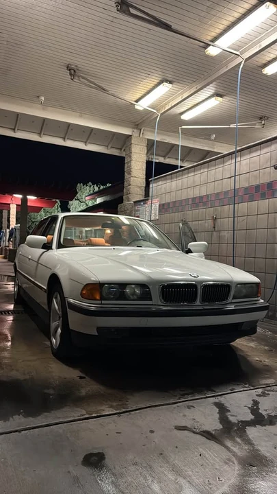 1998 BMW E38 7 Series - Image 4 of 10