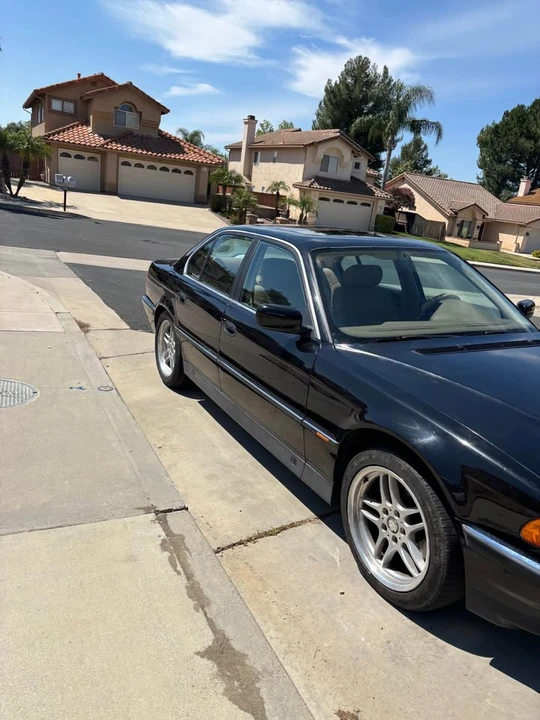 1998 BMW E38 7 Series - Image 2 of 9