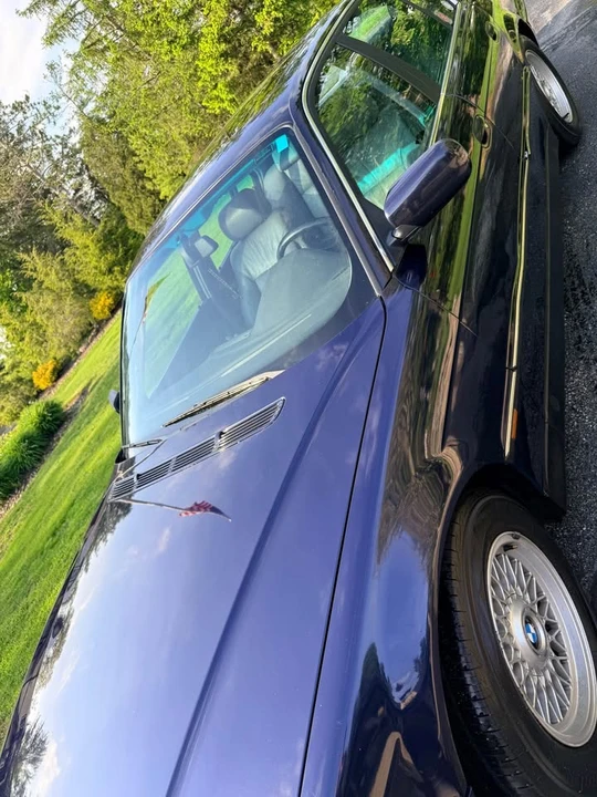 1998 BMW E38 7 Series - Image 2 of 7