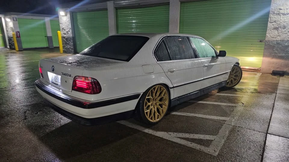 1998 BMW E38 7 Series - Image 2 of 4