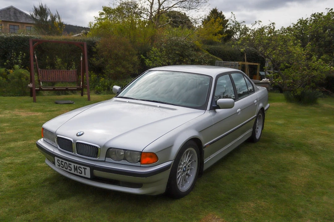 1998 BMW E38 7 Series - Image 10 of 30