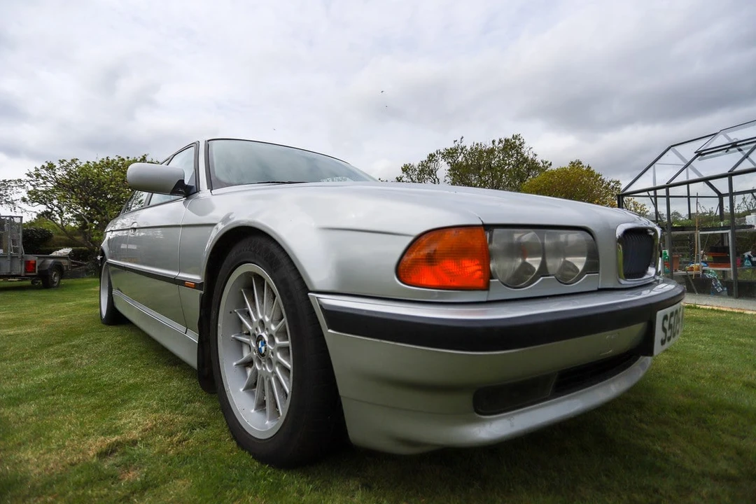 1998 BMW E38 7 Series - Image 3 of 30