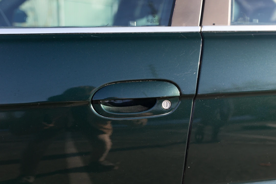 1998 BMW E38 7 Series - Image 16 of 16