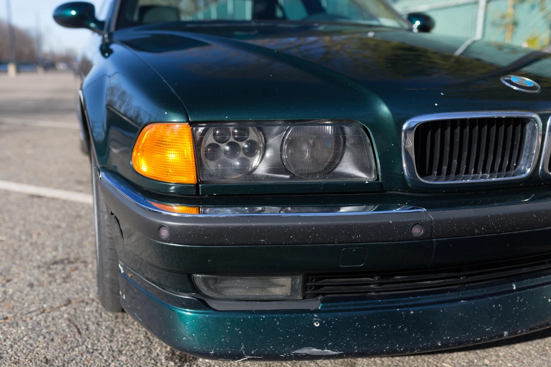 1998 BMW E38 7 Series - Image 10 of 16