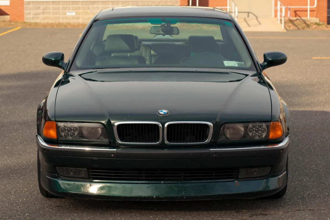 1998 BMW E38 7 Series - Image 2 of 16