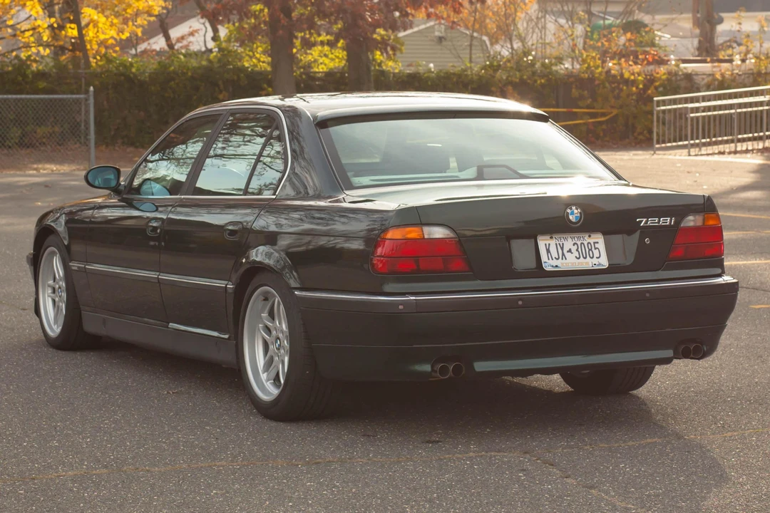 1998 BMW E38 7 Series - Image 4 of 16