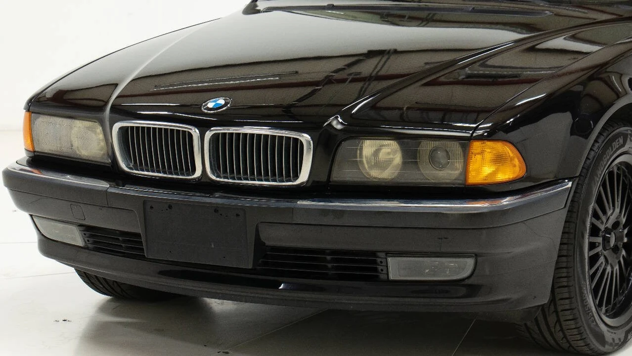 1998 BMW E38 7 Series - Image 9 of 12