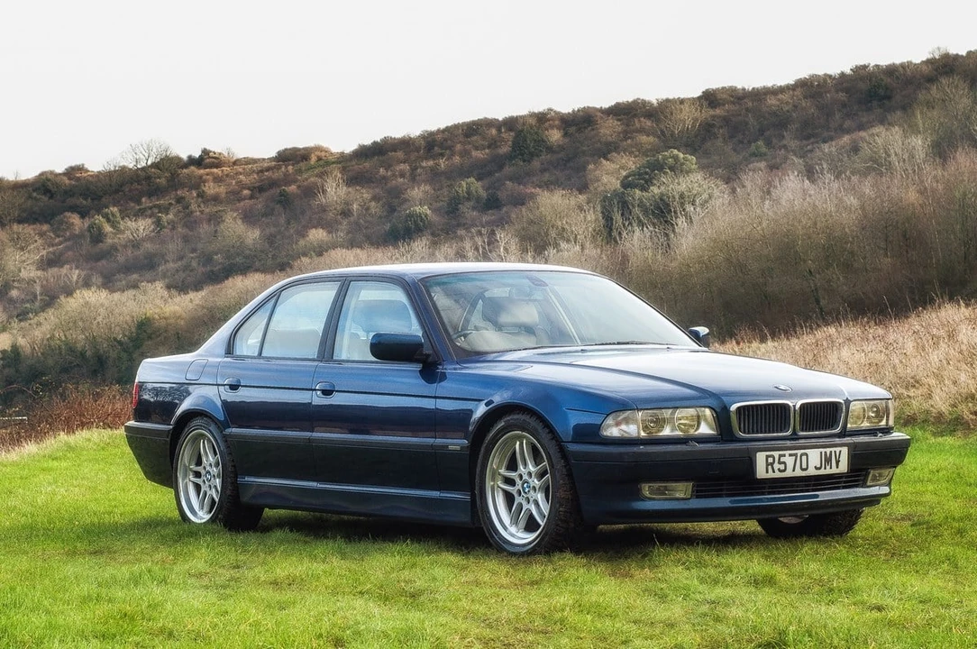 1998 BMW E38 7 Series - Image 2 of 30