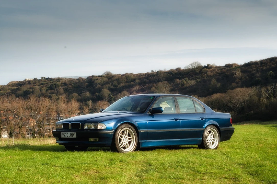 1998 BMW E38 7 Series - Image 3 of 30