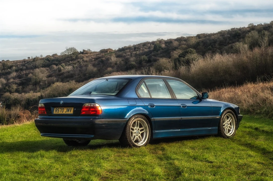 1998 BMW E38 7 Series - Image 8 of 30