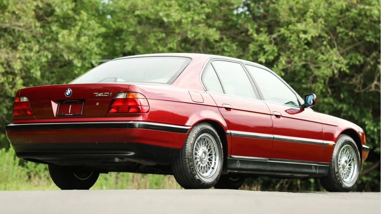 1998 BMW E38 7 Series - Image 3 of 13