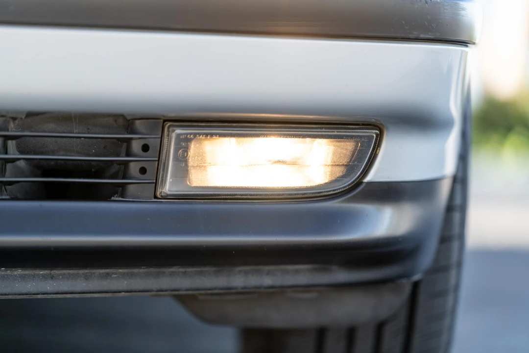1998 BMW E38 7 Series - Image 16 of 31