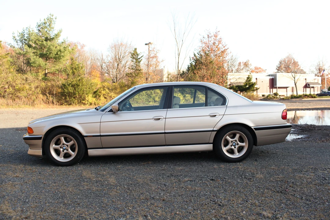 1998 BMW E38 7 Series - Image 6 of 31