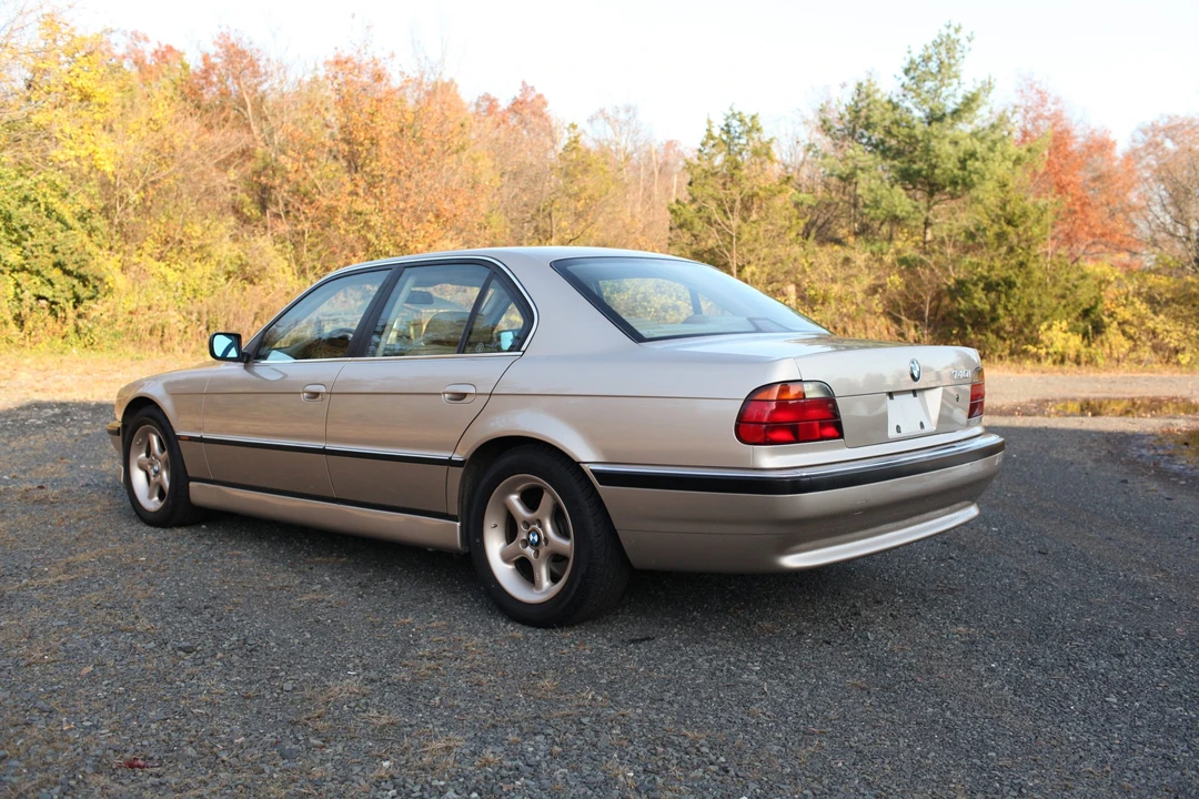 1998 BMW E38 7 Series - Image 8 of 31