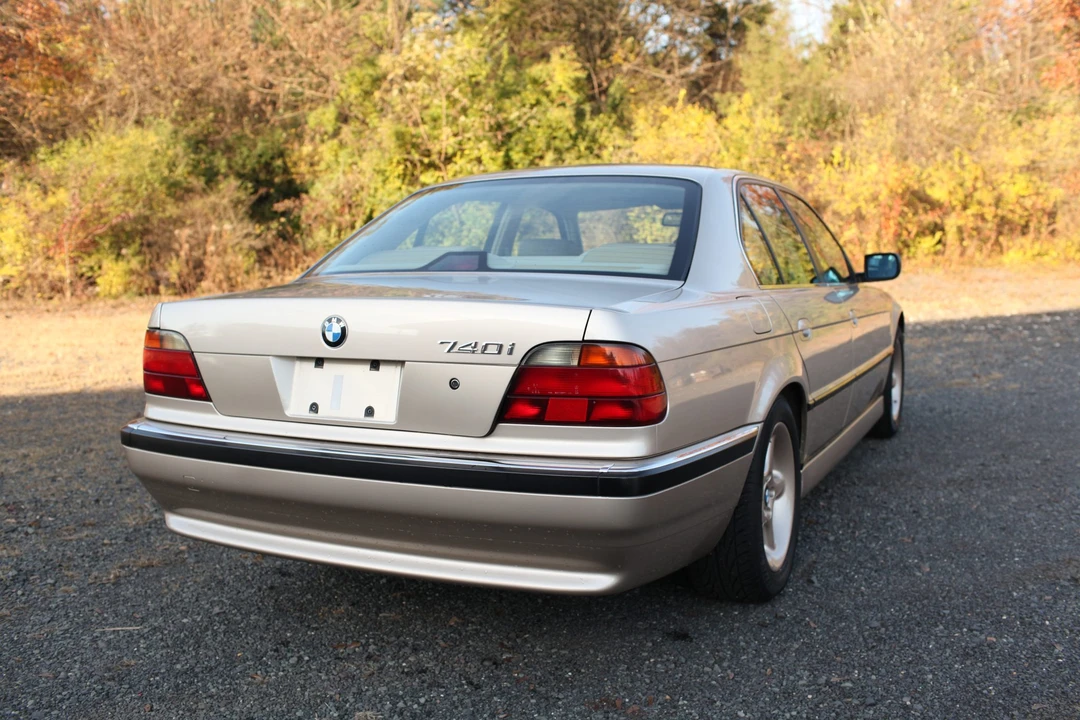 1998 BMW E38 7 Series - Image 12 of 31