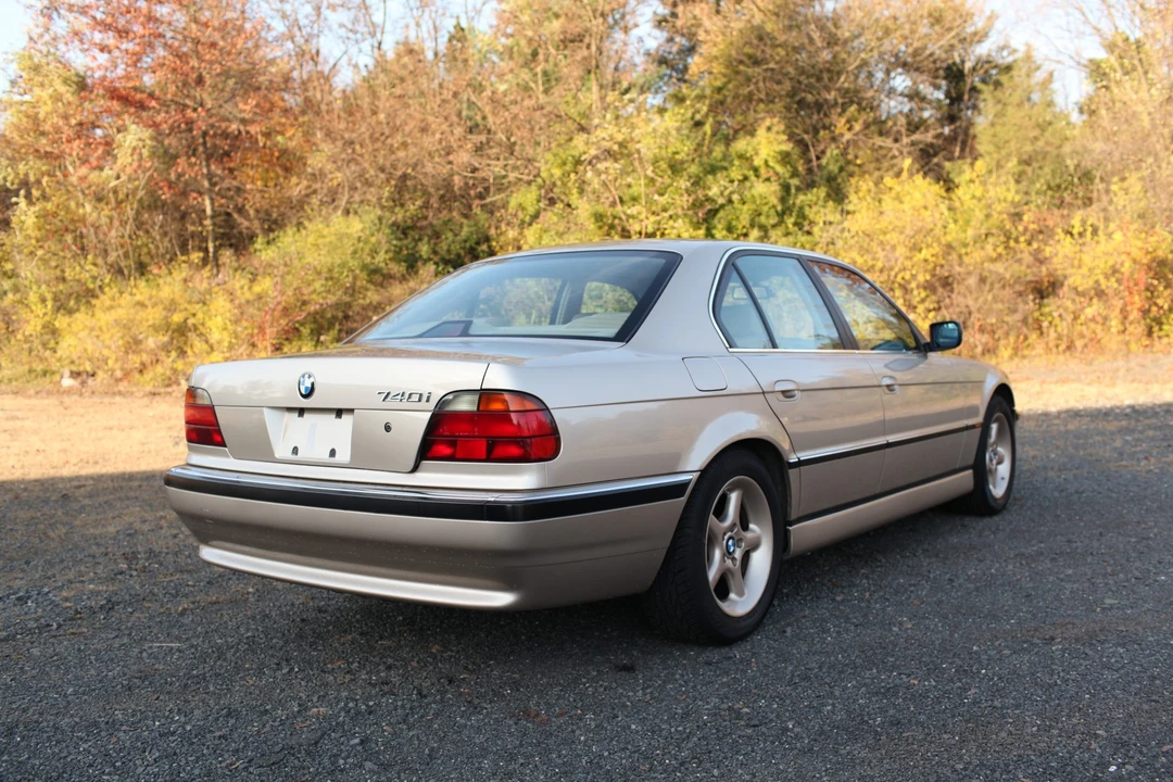 1998 BMW E38 7 Series - Image 13 of 31