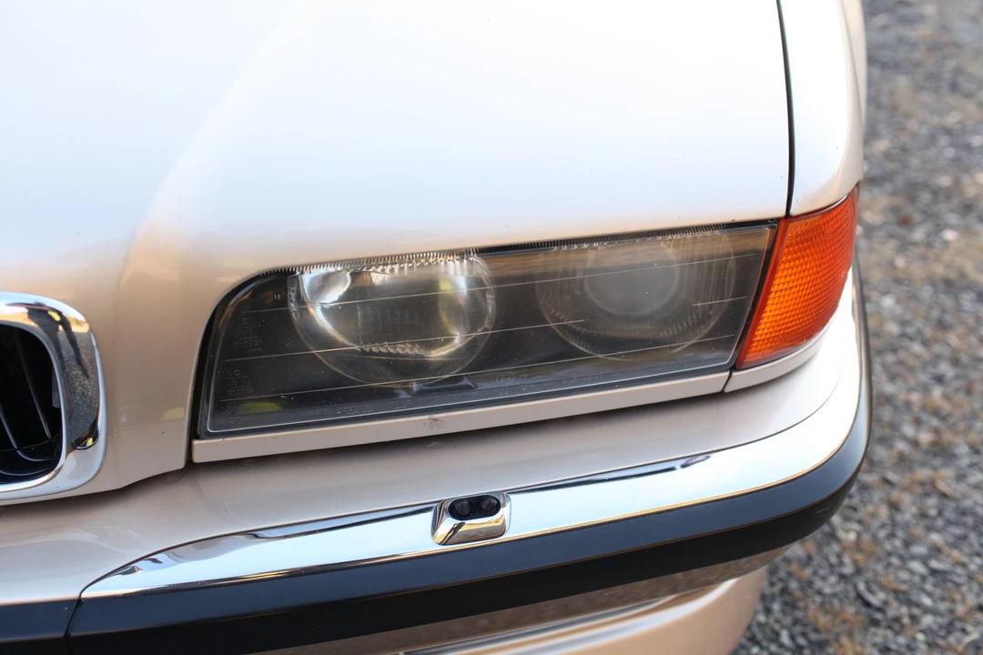 1998 BMW E38 7 Series - Image 26 of 31