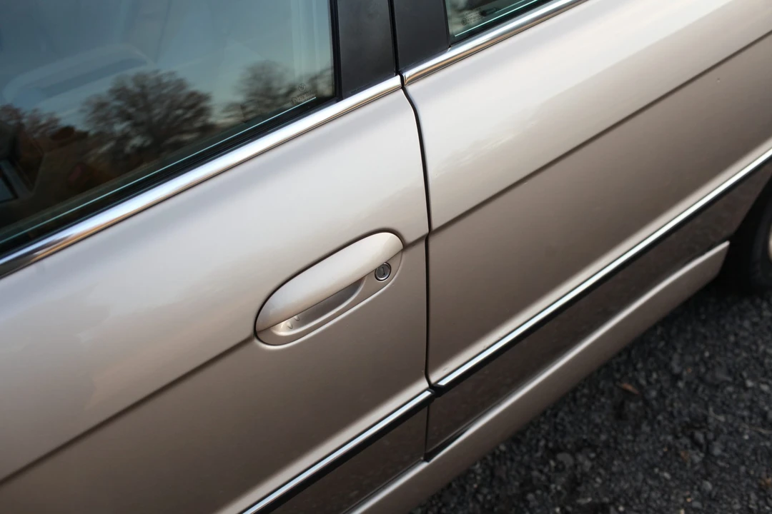 1998 BMW E38 7 Series - Image 30 of 31