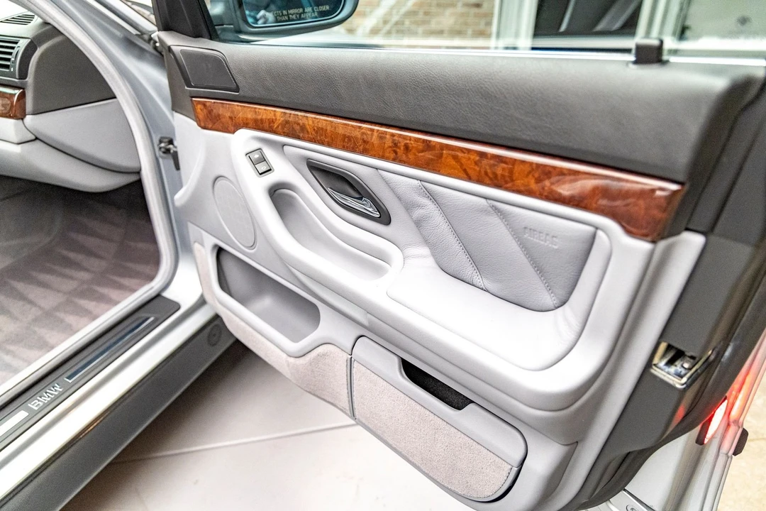 1998 BMW E38 7 Series - Image 6 of 21