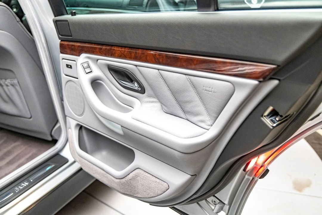 1998 BMW E38 7 Series - Image 8 of 21