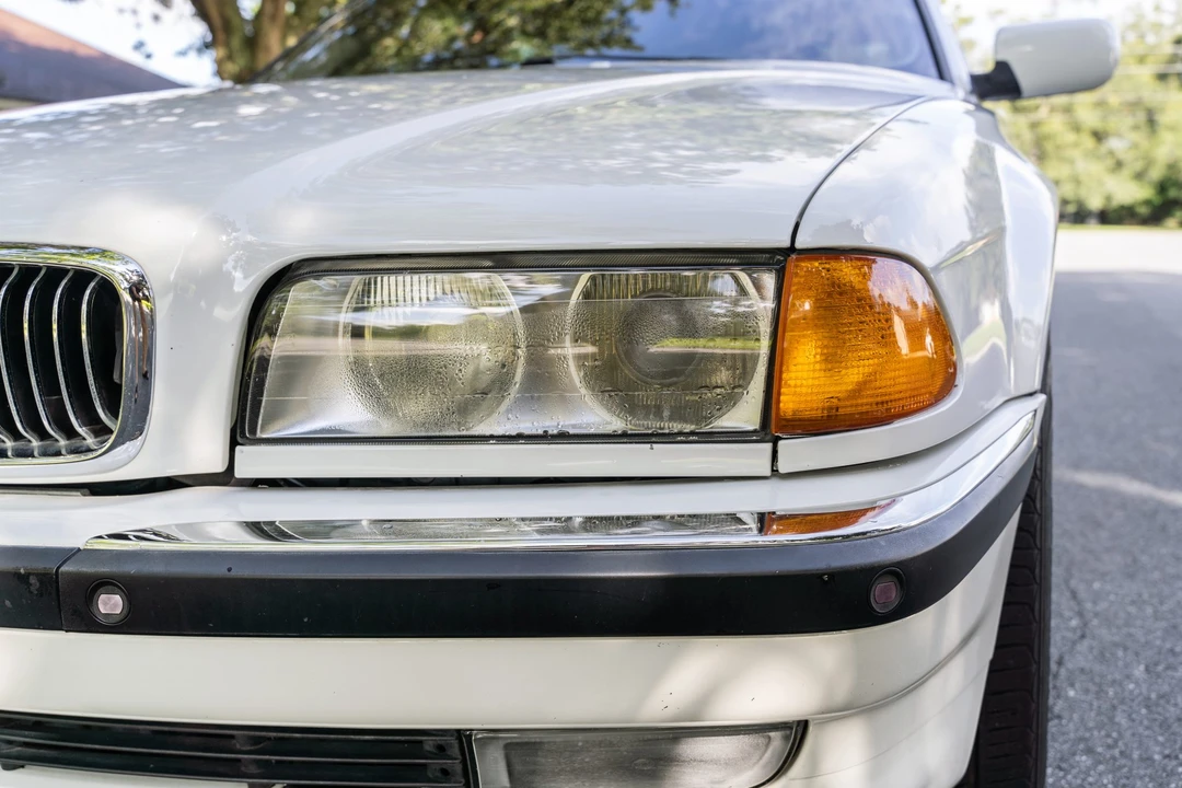 1998 BMW E38 7 Series - Image 13 of 31