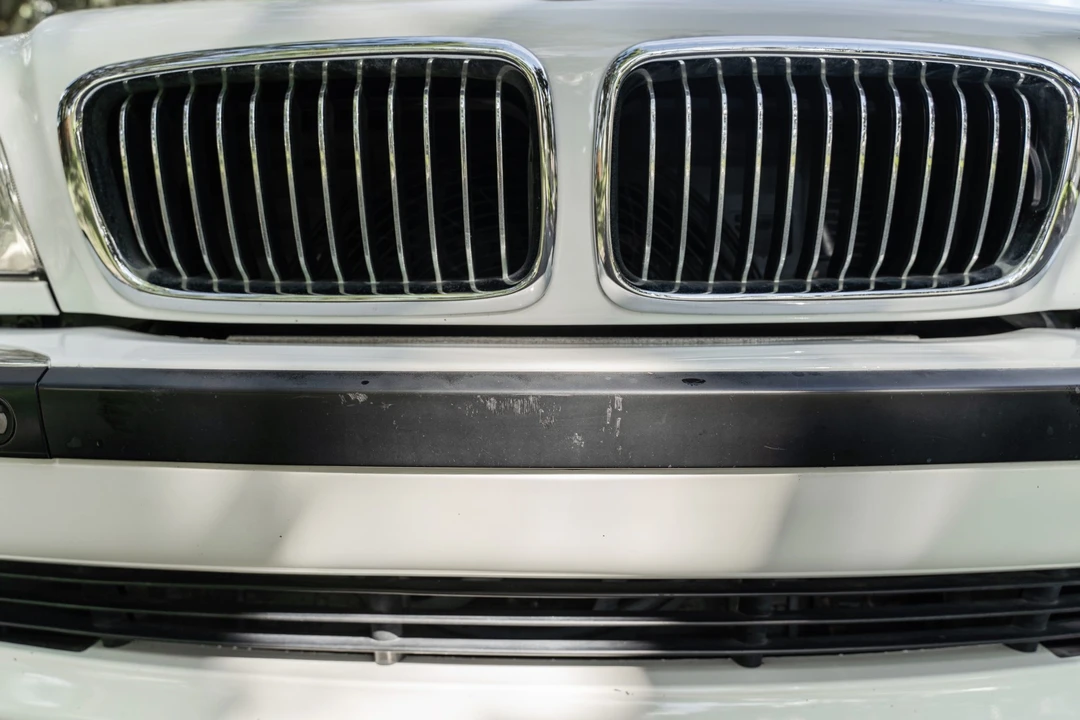1998 BMW E38 7 Series - Image 28 of 31