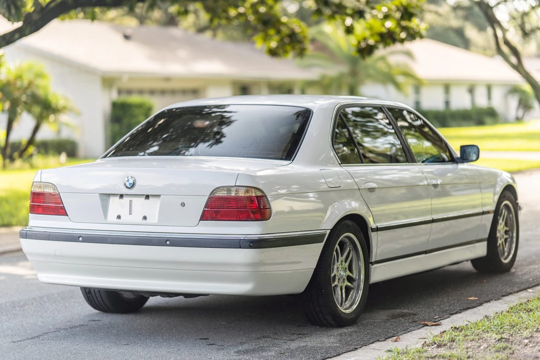 1998 BMW E38 7 Series - Image 5 of 31