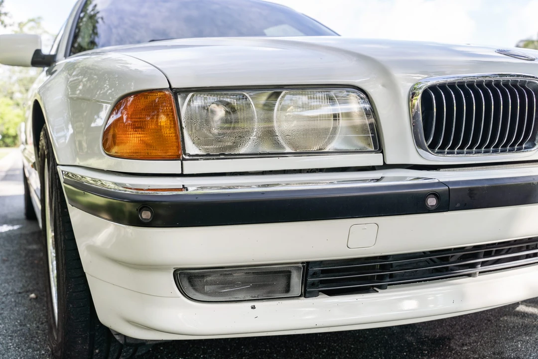 1998 BMW E38 7 Series - Image 12 of 31