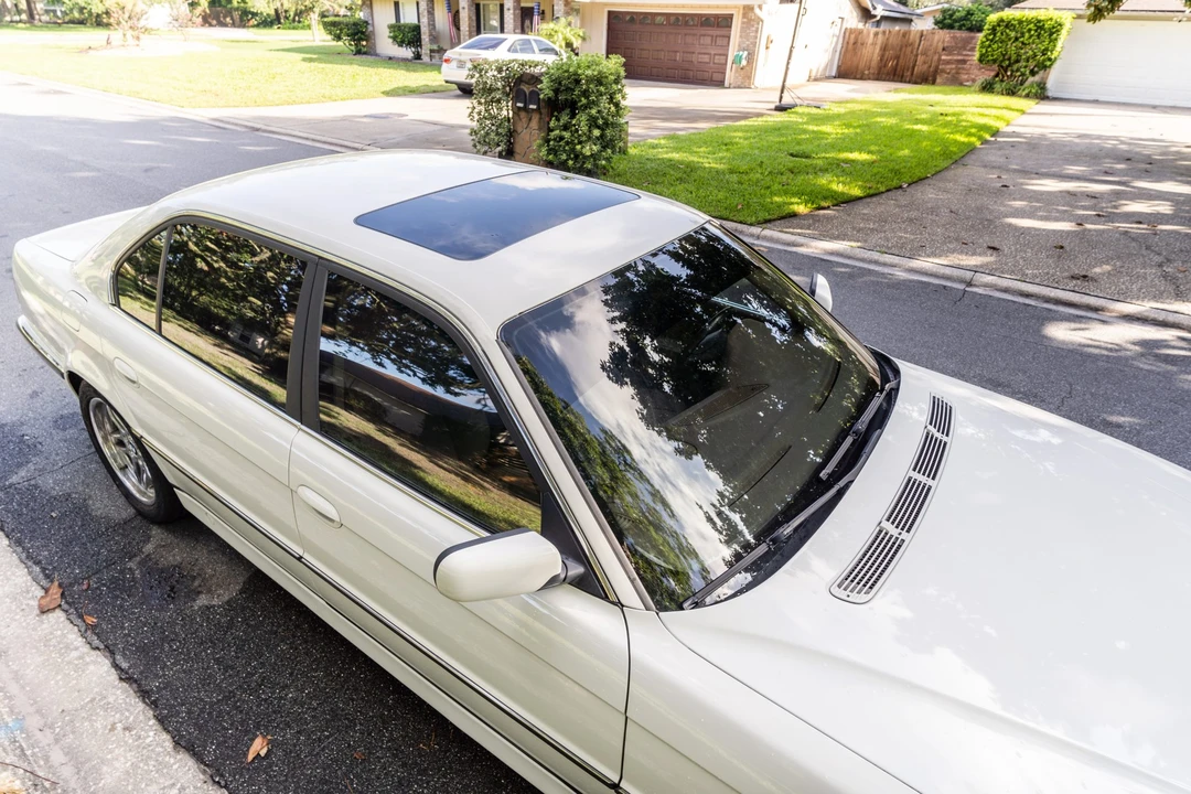 1998 BMW E38 7 Series - Image 9 of 31