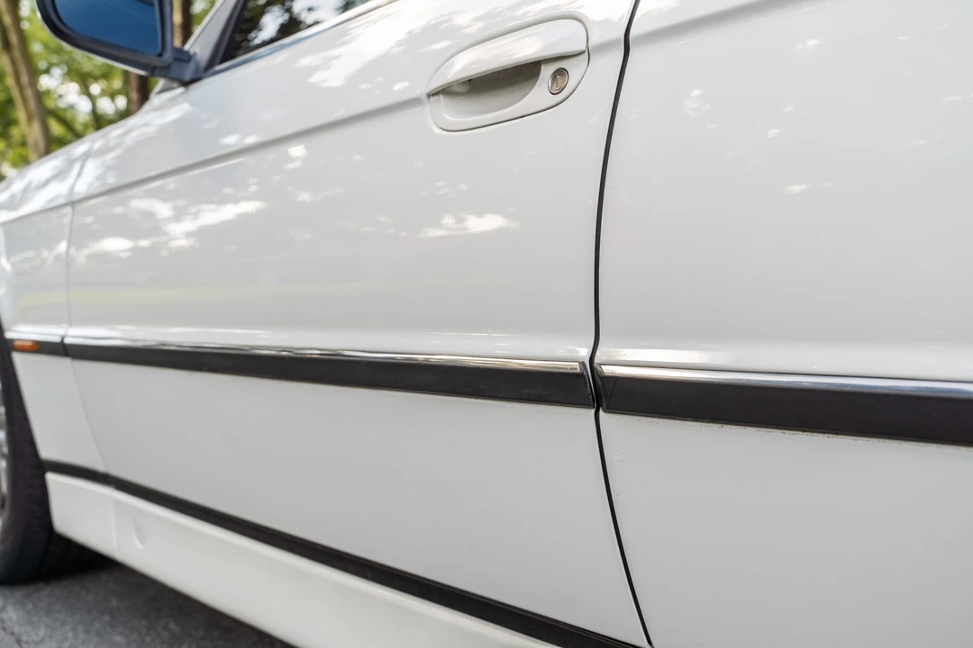 1998 BMW E38 7 Series - Image 29 of 31