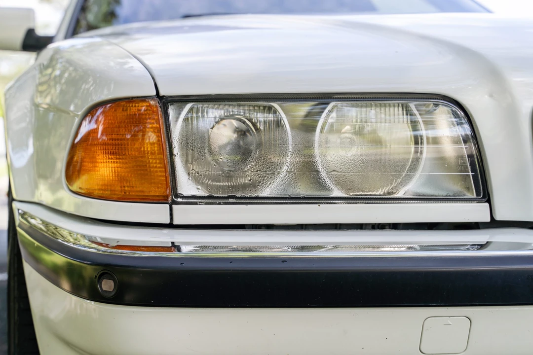 1998 BMW E38 7 Series - Image 14 of 31