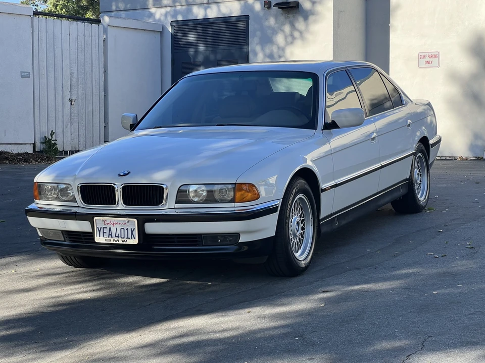 1998 BMW E38 7 Series - Image 3 of 31