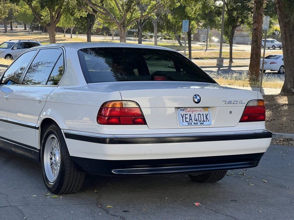 1998 BMW E38 7 Series - Image 13 of 31