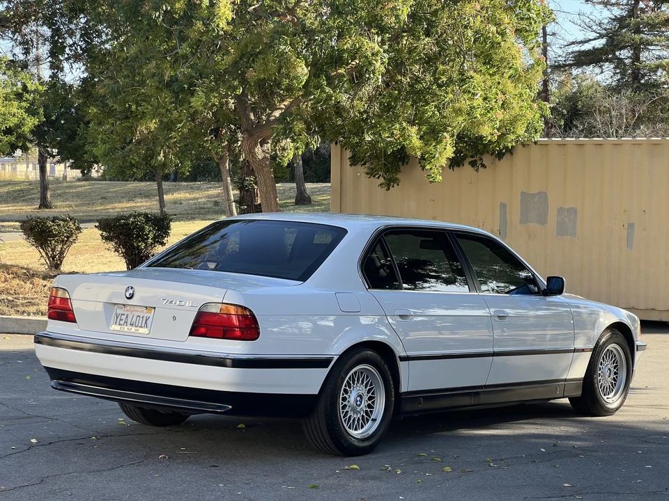 1998 BMW E38 7 Series - Image 10 of 31