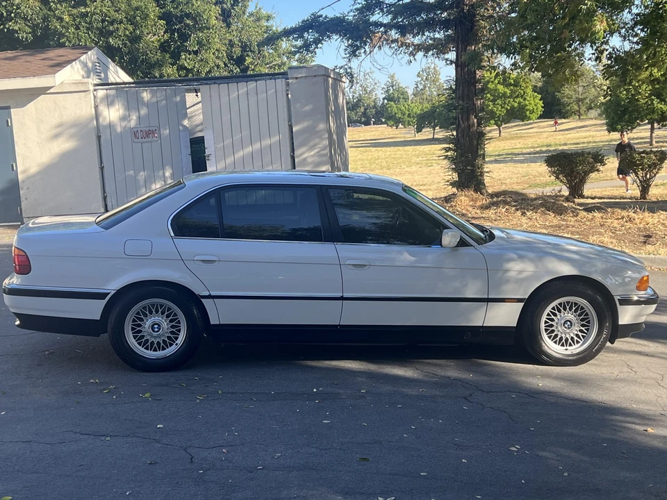 1998 BMW E38 7 Series - Image 12 of 31