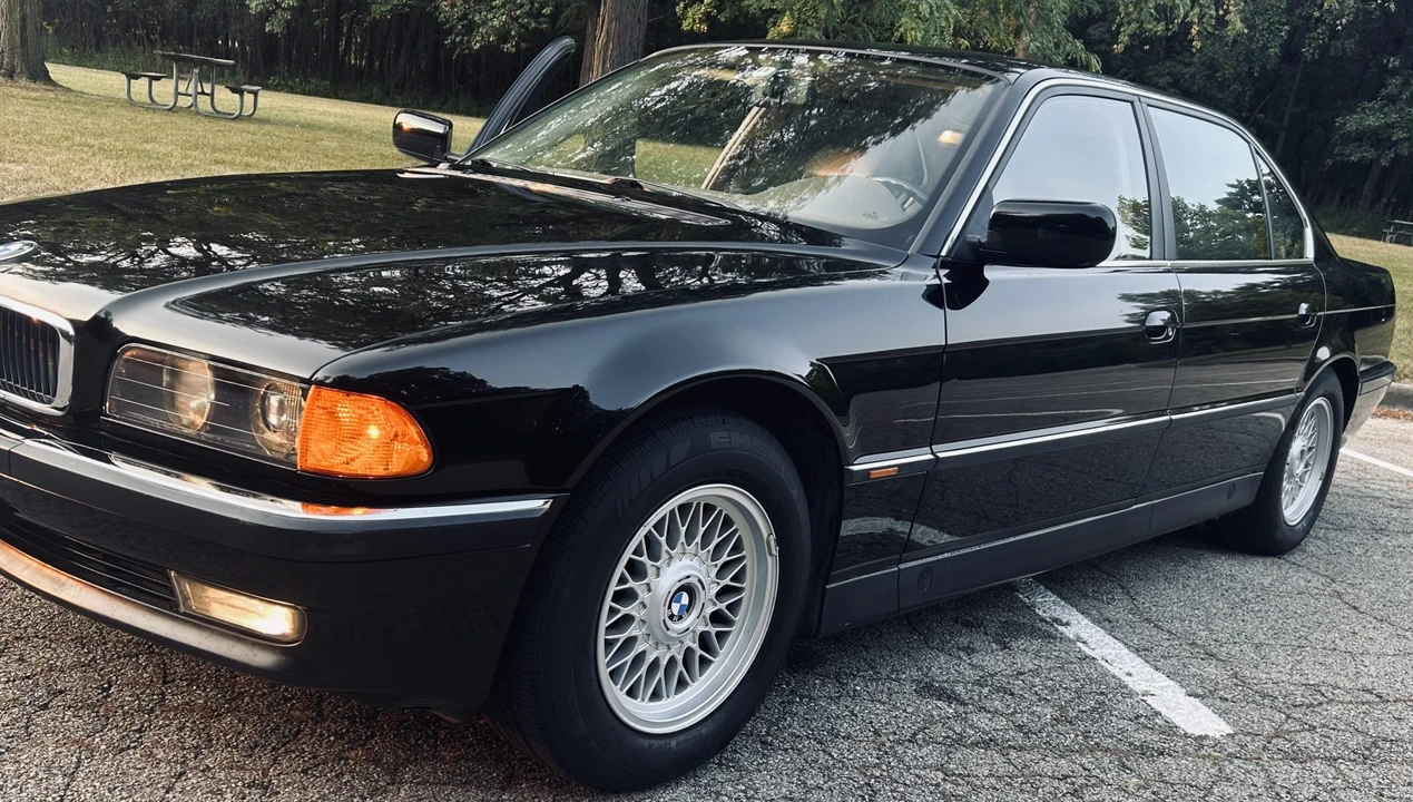 1998 BMW E38 7 Series - Image 25 of 31