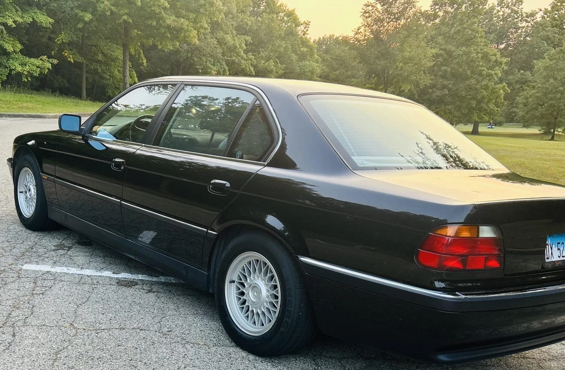 1998 BMW E38 7 Series - Image 12 of 31