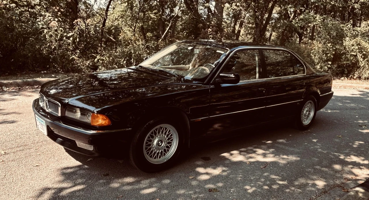 1998 BMW E38 7 Series - Image 3 of 31