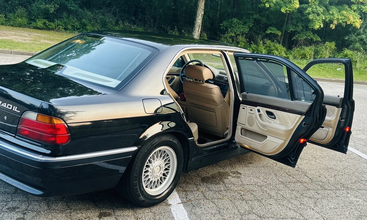 1998 BMW E38 7 Series - Image 22 of 31