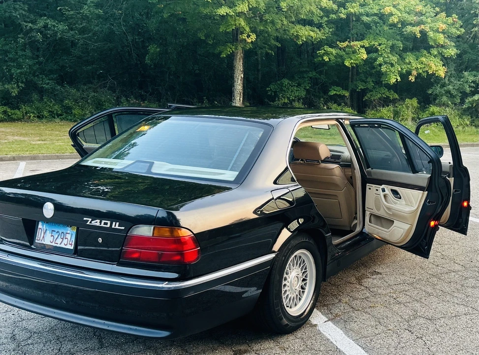 1998 BMW E38 7 Series - Image 25 of 31