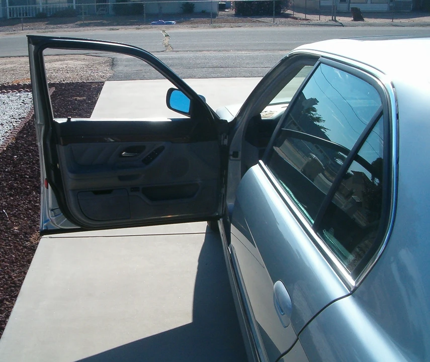 1998 BMW E38 7 Series - Image 23 of 31