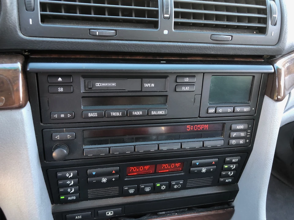 1998 BMW E38 7 Series - Image 31 of 31