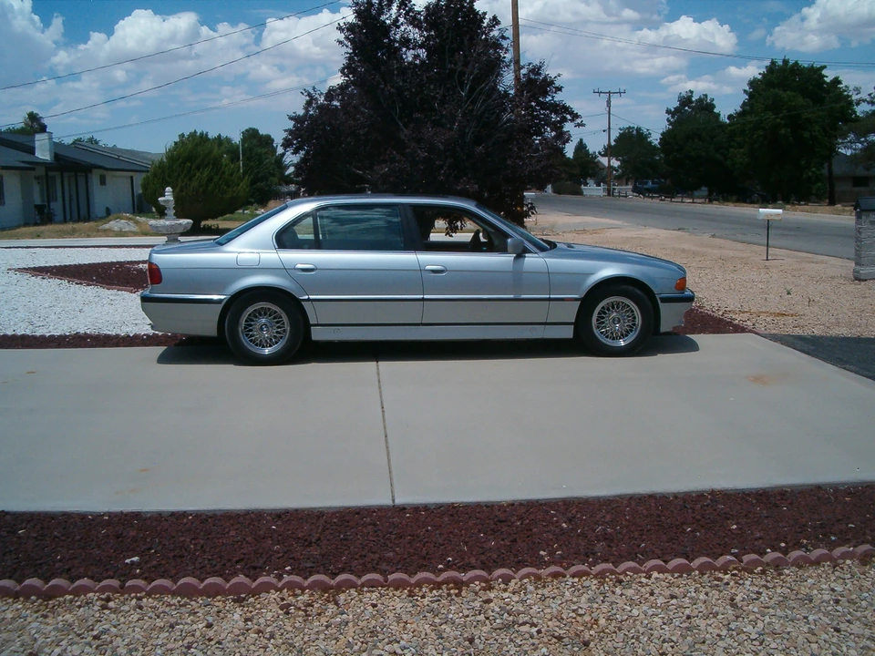 1998 BMW E38 7 Series - Image 6 of 31